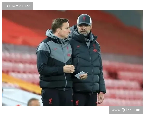 《英联杯前瞻杯前瞻：蓝月轮换蓄力客战，天鹅海借主场图逆袭》